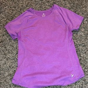 Old Navy Active T-Shirt. Size Medium